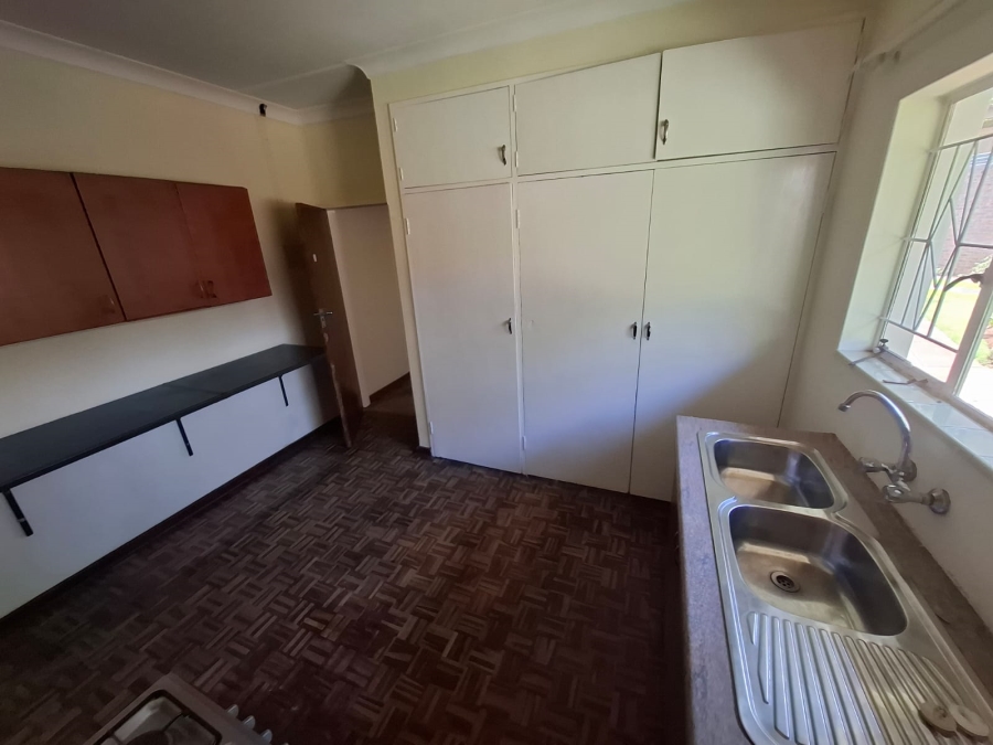 3 Bedroom Property for Sale in Queenswood Gauteng