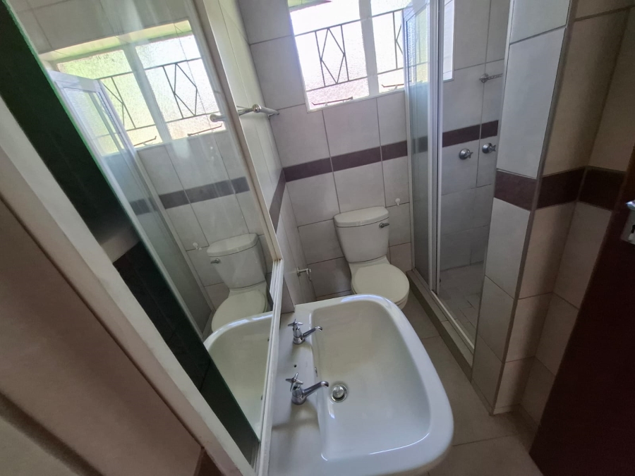 3 Bedroom Property for Sale in Queenswood Gauteng