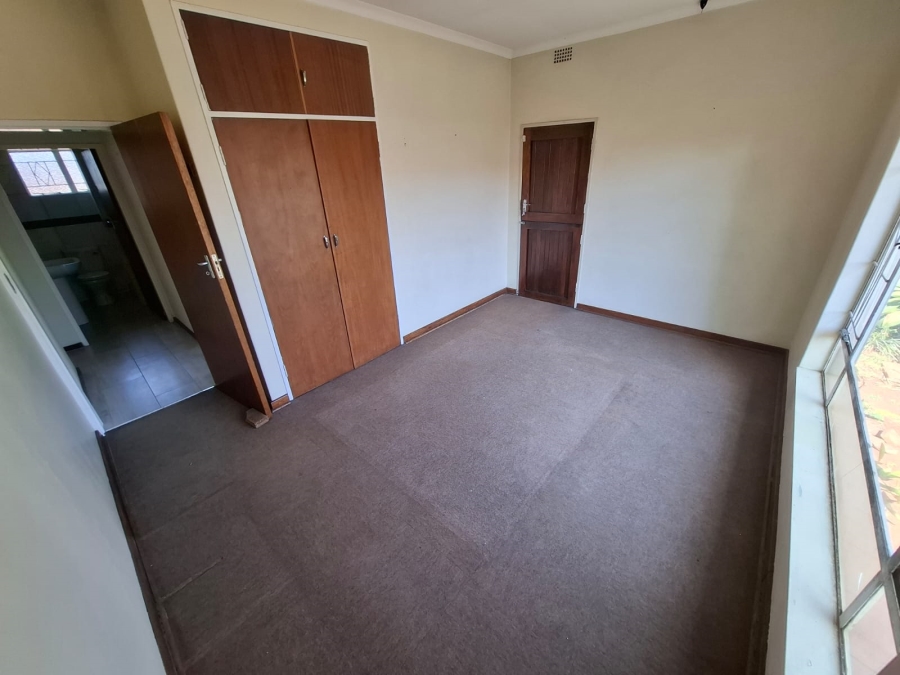 3 Bedroom Property for Sale in Queenswood Gauteng
