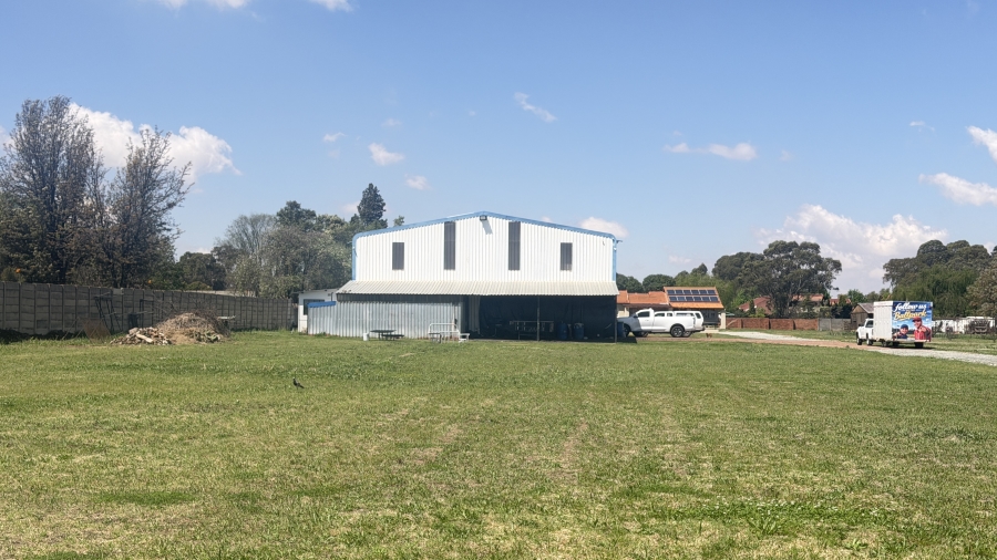 3 Bedroom Property for Sale in Petit Gauteng