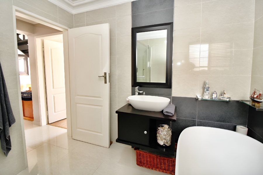 To Let 2 Bedroom Property for Rent in Bedfordview Gauteng