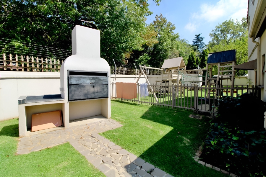 To Let 2 Bedroom Property for Rent in Bedfordview Gauteng