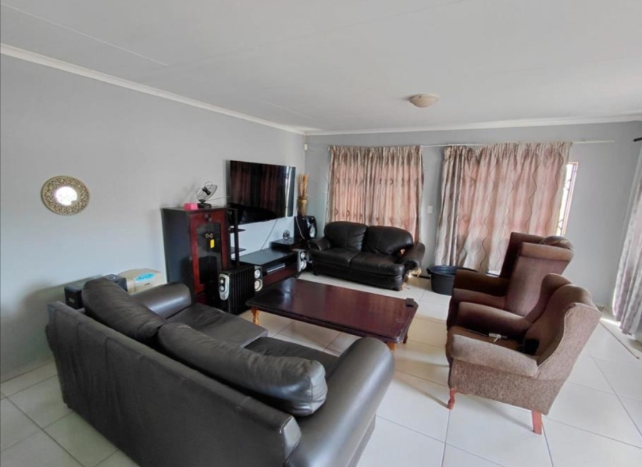 3 Bedroom Property for Sale in Amandasig Gauteng