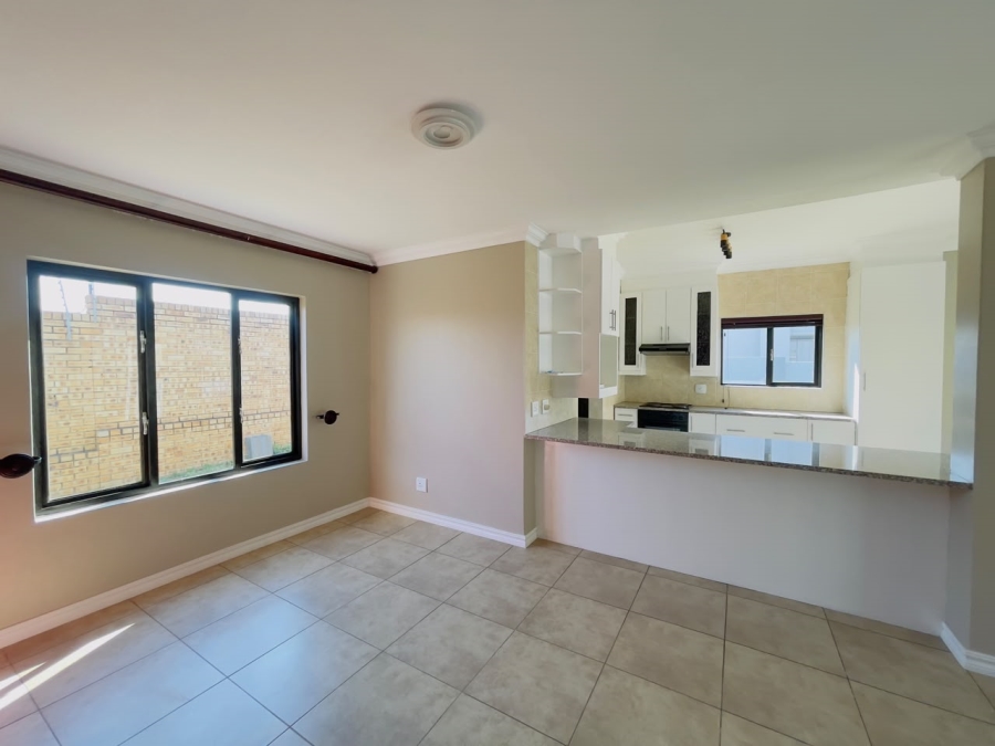 To Let 3 Bedroom Property for Rent in Thatchfield Estate Gauteng