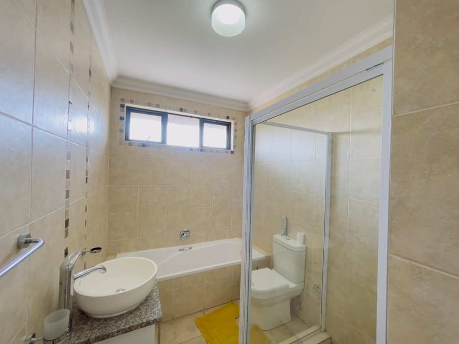 To Let 3 Bedroom Property for Rent in Thatchfield Estate Gauteng