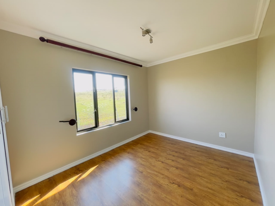 To Let 3 Bedroom Property for Rent in Thatchfield Estate Gauteng
