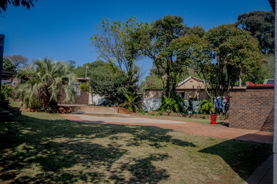 5 Bedroom Property for Sale in The Hill Gauteng