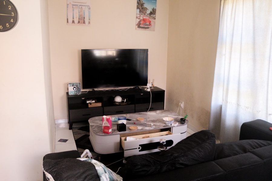 5 Bedroom Property for Sale in The Hill Gauteng