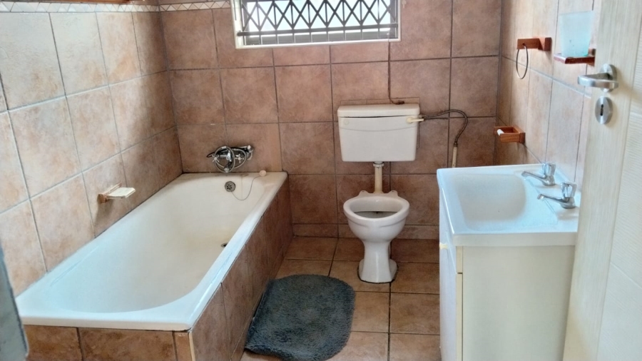 4 Bedroom Property for Sale in Dan Pienaarville Gauteng