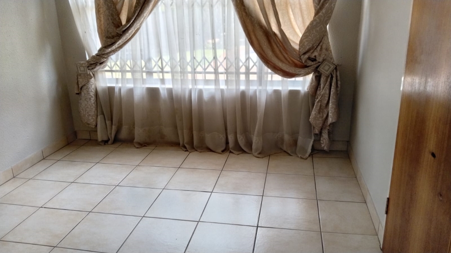 4 Bedroom Property for Sale in Dan Pienaarville Gauteng