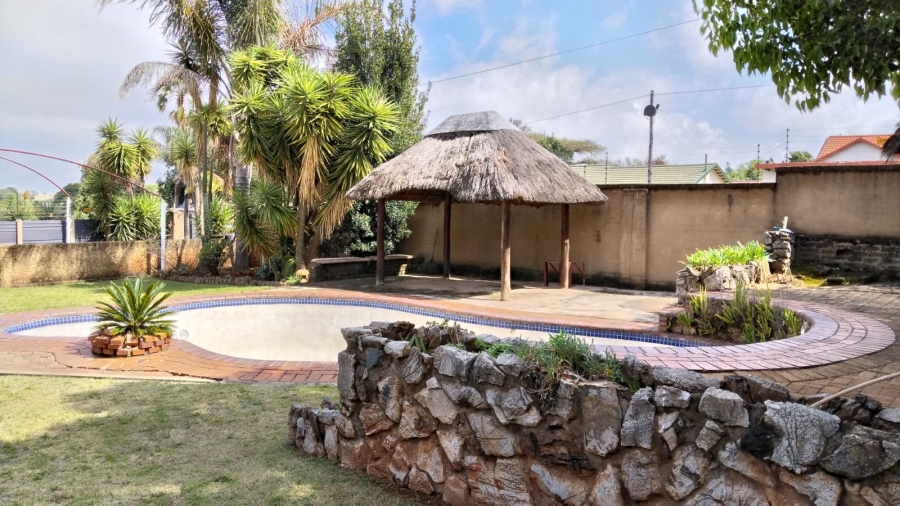 4 Bedroom Property for Sale in Dan Pienaarville Gauteng