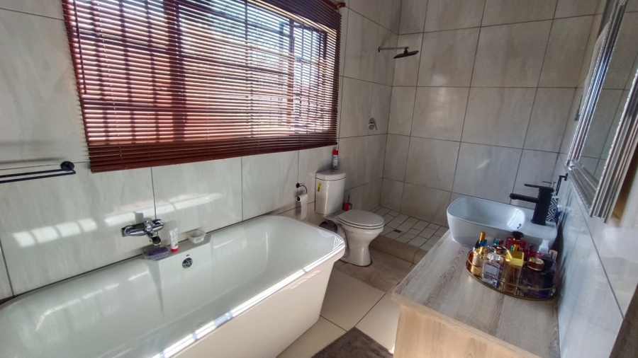 3 Bedroom Property for Sale in Homelake Gauteng