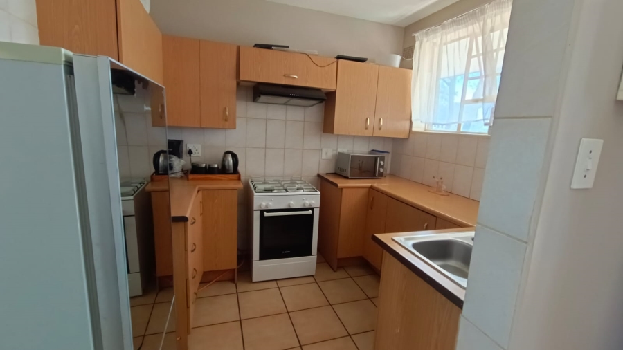 2 Bedroom Property for Sale in Greenhills Gauteng