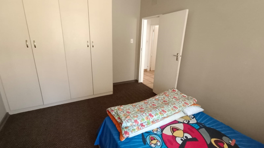 2 Bedroom Property for Sale in Greenhills Gauteng