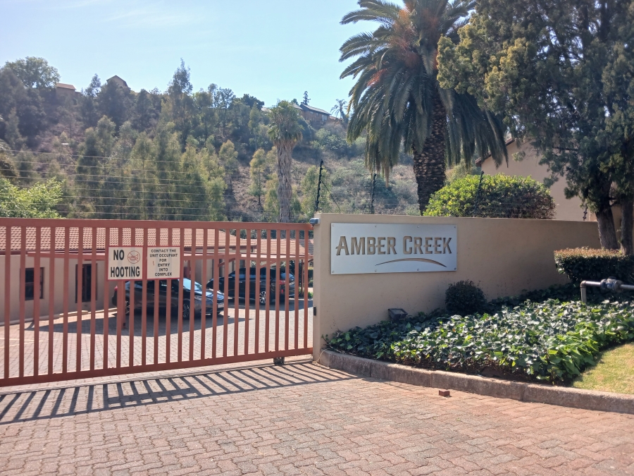 2 Bedroom Property for Sale in Roodekrans Gauteng