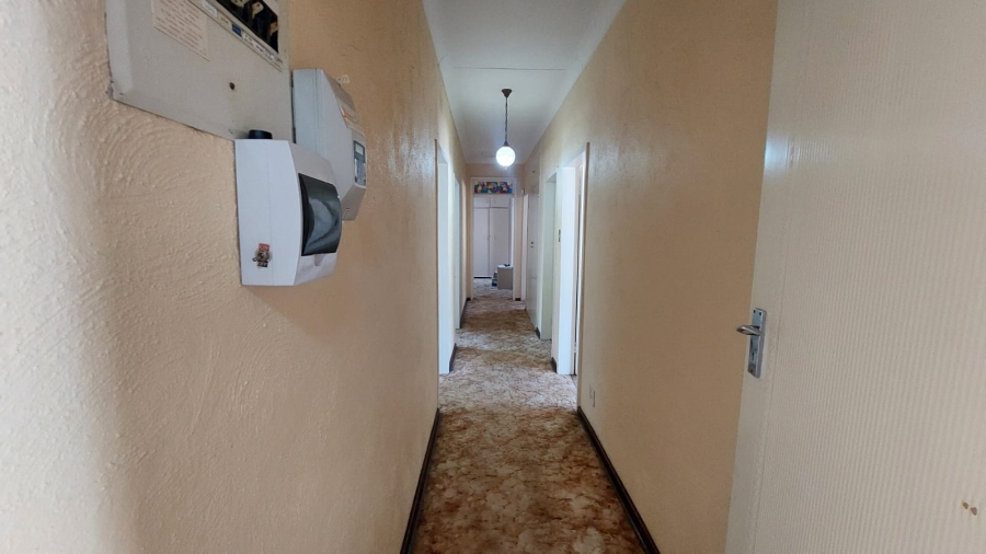 3 Bedroom Property for Sale in Greenhills Gauteng