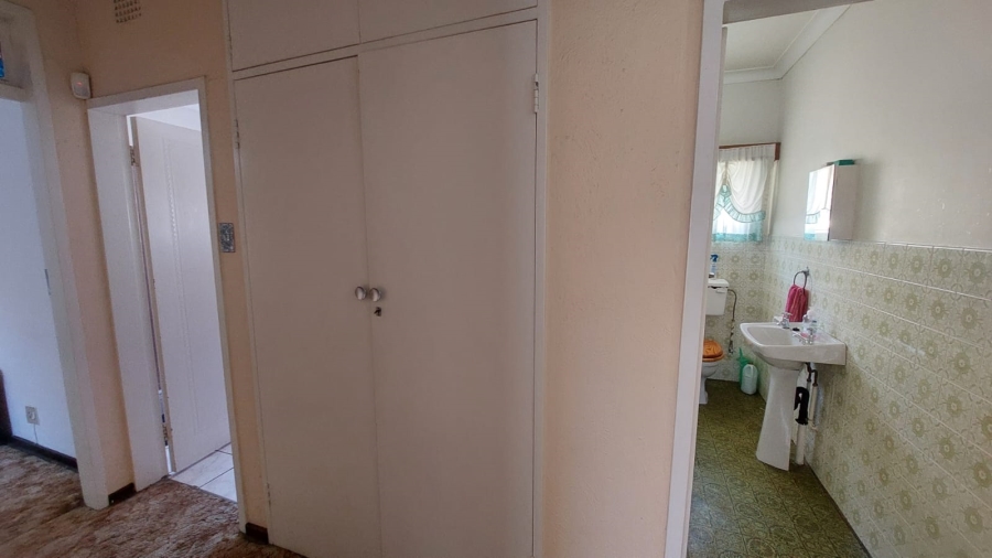 3 Bedroom Property for Sale in Greenhills Gauteng