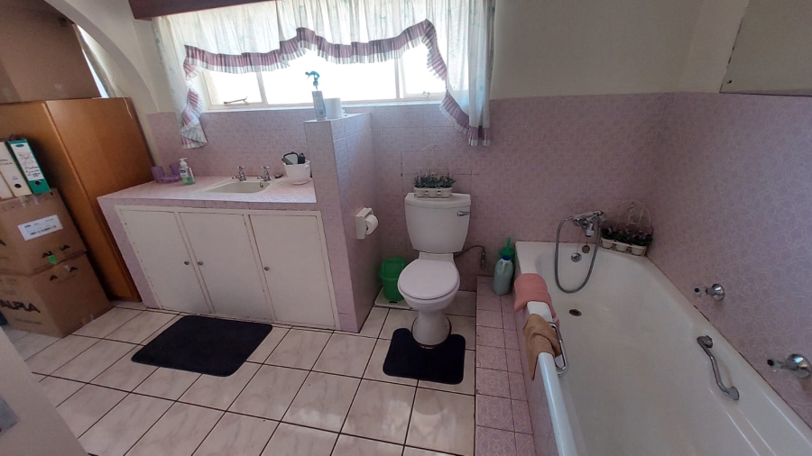3 Bedroom Property for Sale in Greenhills Gauteng