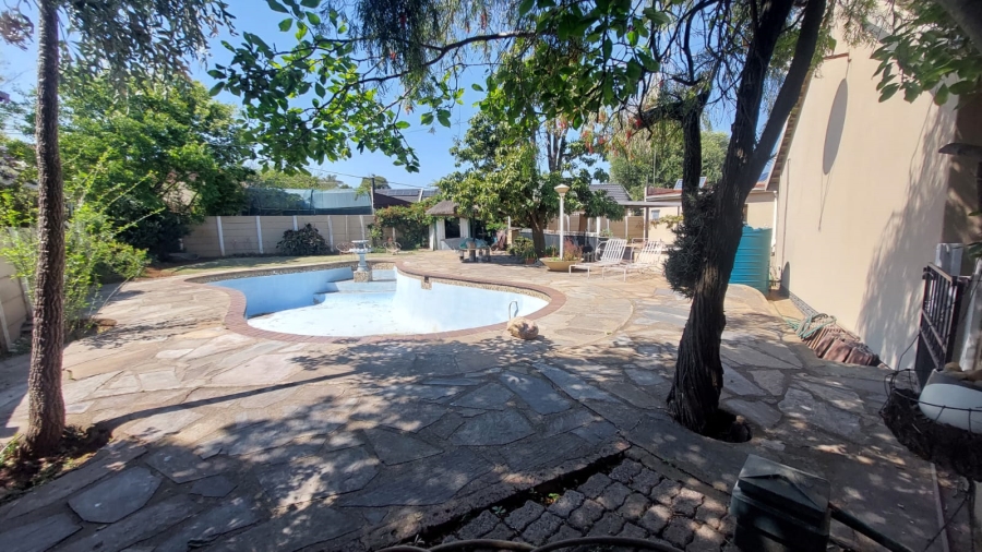 3 Bedroom Property for Sale in Greenhills Gauteng