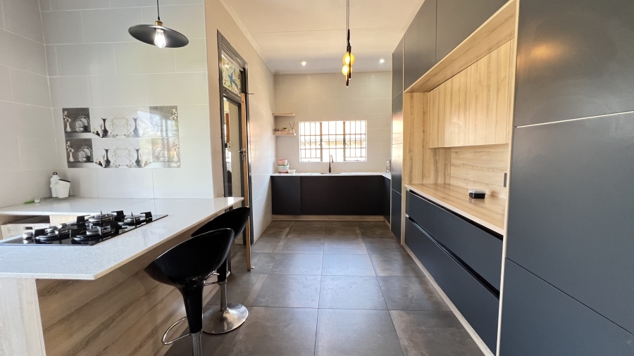 3 Bedroom Property for Sale in Homelake Gauteng