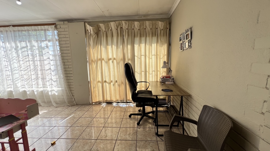 3 Bedroom Property for Sale in Homelake Gauteng