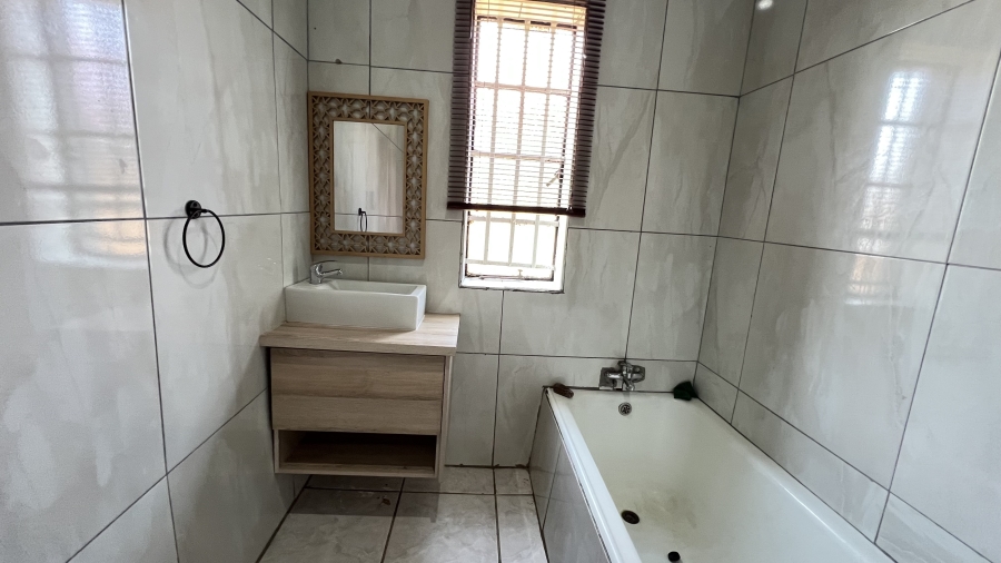 3 Bedroom Property for Sale in Homelake Gauteng