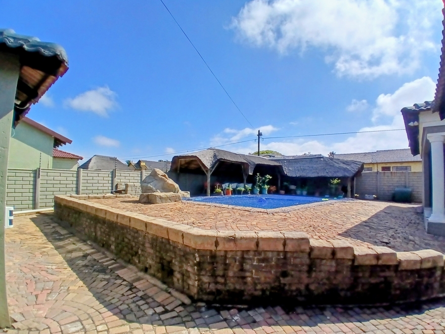 3 Bedroom Property for Sale in Witpoortjie Gauteng