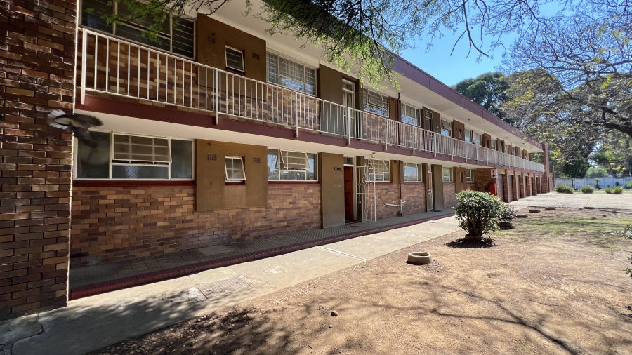 2 Bedroom Property for Sale in Greenhills Gauteng