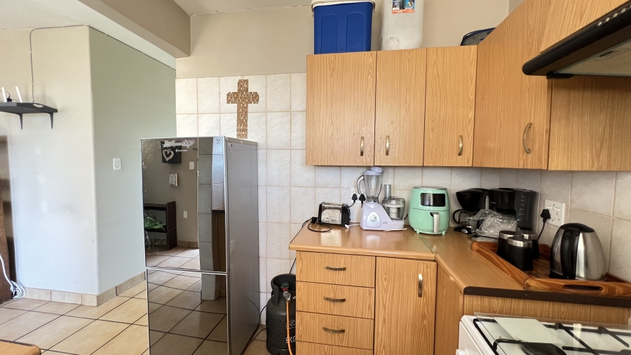 2 Bedroom Property for Sale in Greenhills Gauteng
