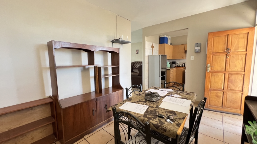 2 Bedroom Property for Sale in Greenhills Gauteng