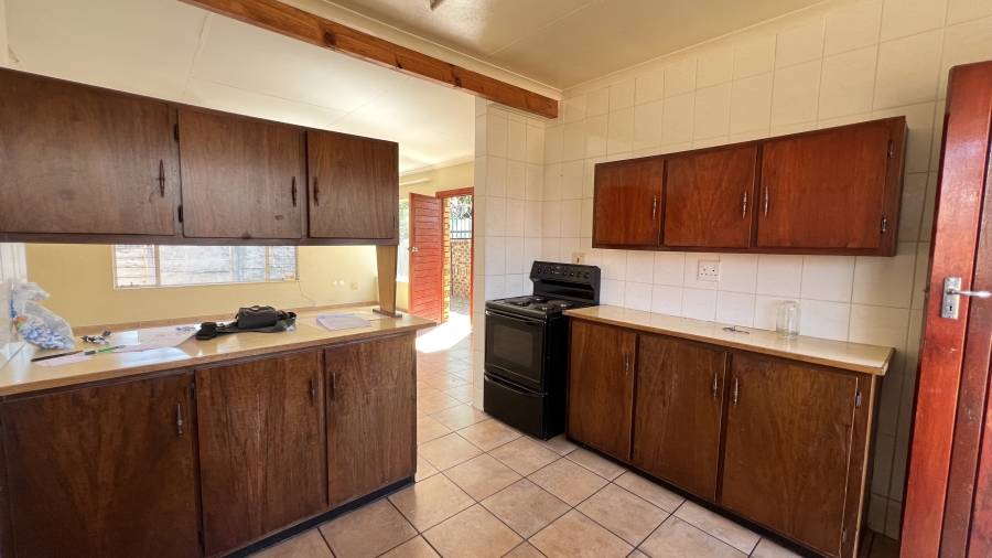 2 Bedroom Property for Sale in Greenhills Gauteng