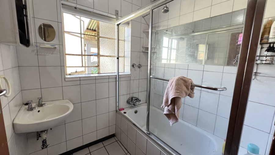 3 Bedroom Property for Sale in Homelake Gauteng
