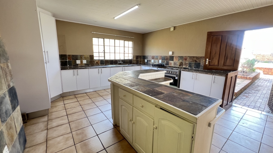 3 Bedroom Property for Sale in Hekpoort Gauteng