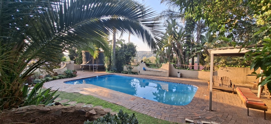 3 Bedroom Property for Sale in Wilro Park Gauteng