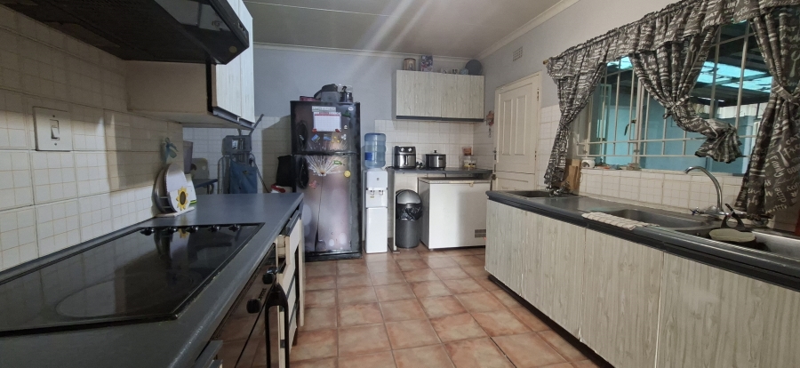 3 Bedroom Property for Sale in Wilro Park Gauteng