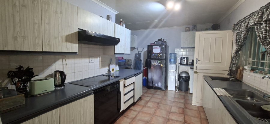 3 Bedroom Property for Sale in Wilro Park Gauteng