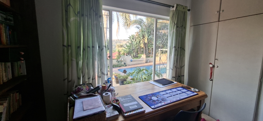 3 Bedroom Property for Sale in Wilro Park Gauteng
