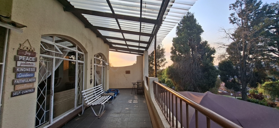 3 Bedroom Property for Sale in Wilro Park Gauteng