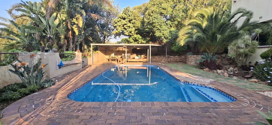 3 Bedroom Property for Sale in Wilro Park Gauteng