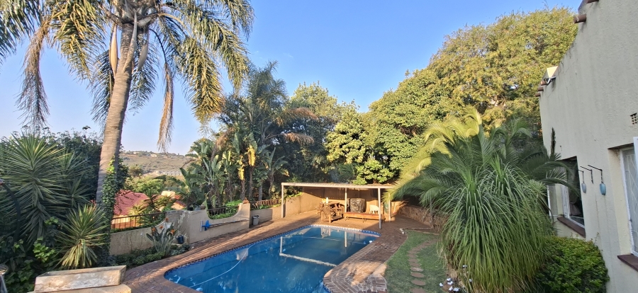 3 Bedroom Property for Sale in Wilro Park Gauteng