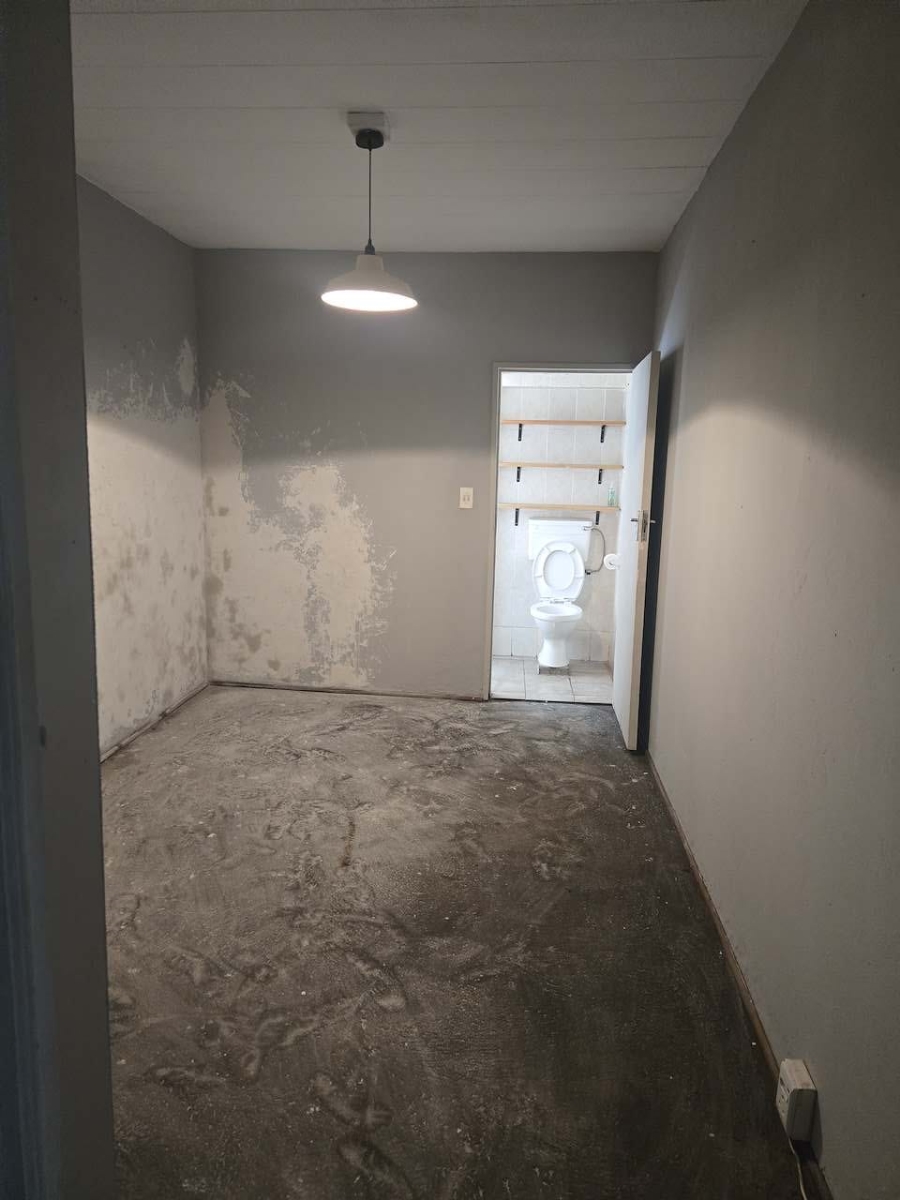 3 Bedroom Property for Sale in Wilro Park Gauteng