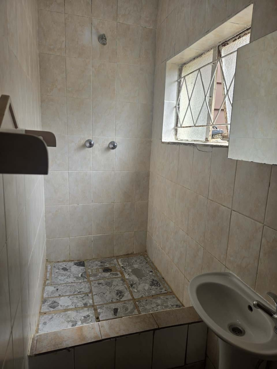 3 Bedroom Property for Sale in Wilro Park Gauteng