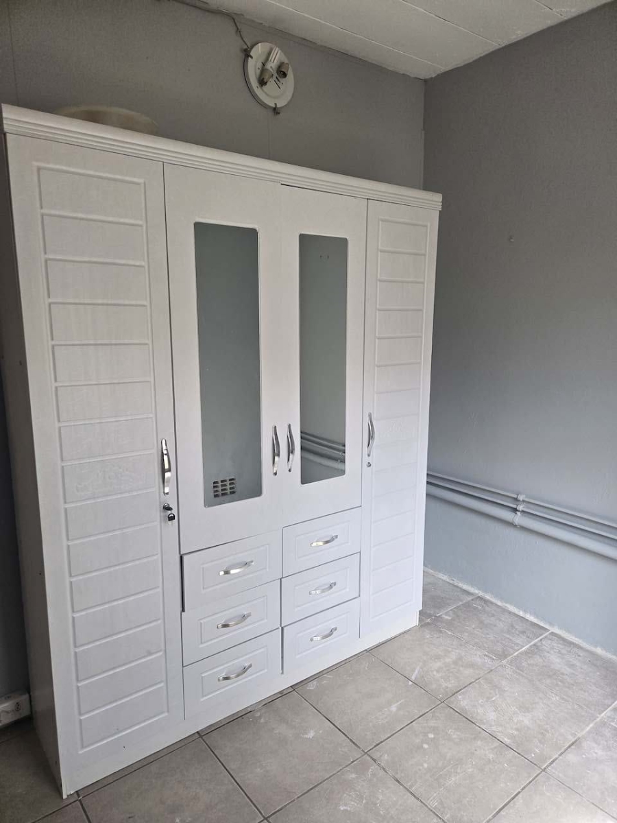 3 Bedroom Property for Sale in Wilro Park Gauteng