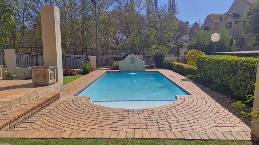 1 Bedroom Property for Sale in Paulshof Gauteng