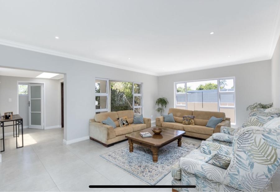 5 Bedroom Property for Sale in Parkmore Gauteng