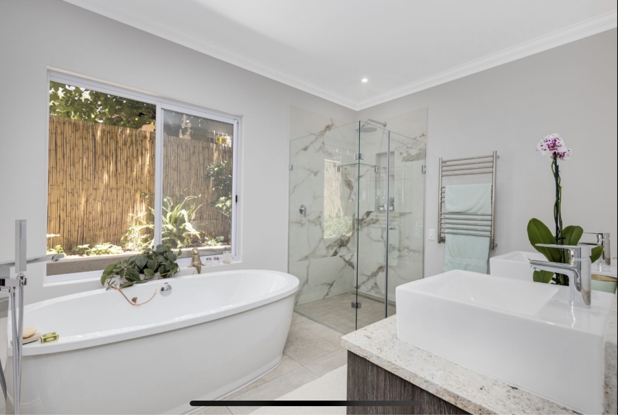5 Bedroom Property for Sale in Parkmore Gauteng