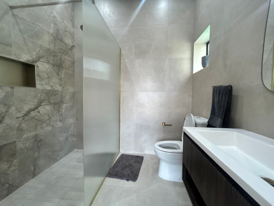 To Let 1 Bedroom Property for Rent in Houghton Estate Gauteng