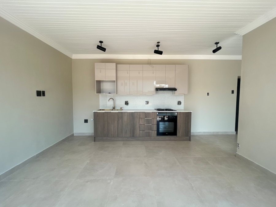 To Let 1 Bedroom Property for Rent in Houghton Estate Gauteng