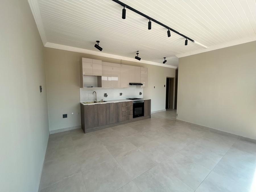 To Let 1 Bedroom Property for Rent in Houghton Estate Gauteng