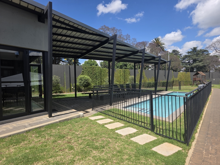 3 Bedroom Property for Sale in Waverley Gauteng